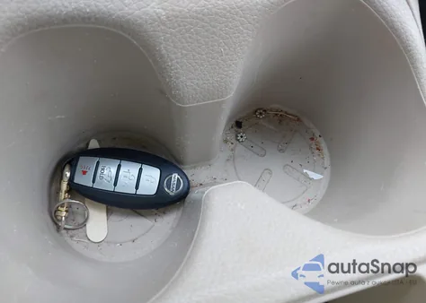 2016 Nissan Rogue Sl из США, поврежденный, VIN 5N1AT2MV4GC811365